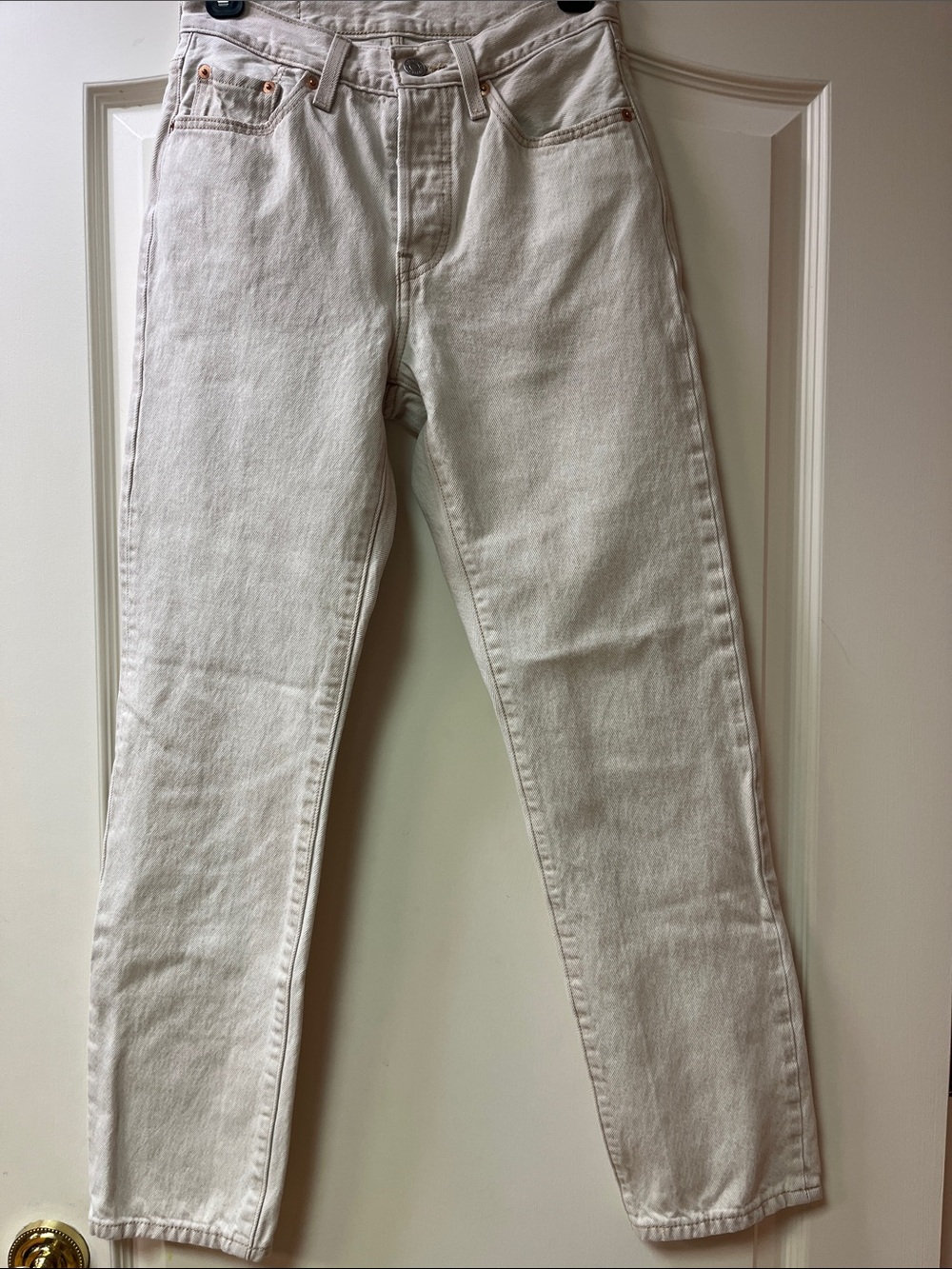 Levi's 501s High-Rise Straight Jeans in Cream